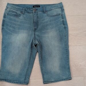 Bandolino Light Blue Super Stretchy Denim Shorts